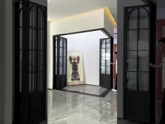 ประตูบานเฟี้ยม